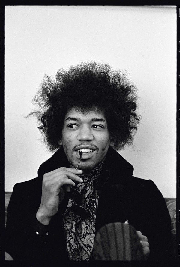 Jimi Hendrix, New York (1968) Archival Fibre Based Print © 1968 Paul McCartney/Photographer: Linda McCartney. Courtesy Gagosian Gallery. 