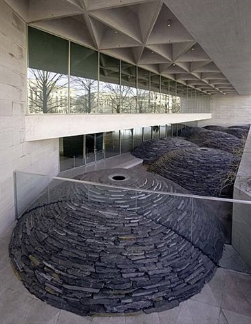 Andy Goldsworthy <i> Roof</i> <br> Photo: Galerie Lelong