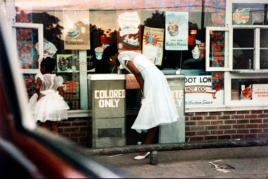Gordon Parks, <em>Drinking Fountains in Mobile, Alabama</em> (1956).<br>Image: Courtesy of Museum of Contemporary Photography</br>