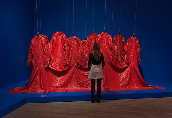 Installation view of “The World Goes Pop” at Tate Modern. Photo: Courtesy Tate Modern.