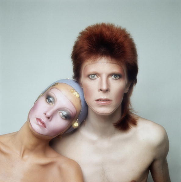 Twiggy and David Bowie. Photo: Justin de Villeneuve/Hulton Archive/Getty Images.