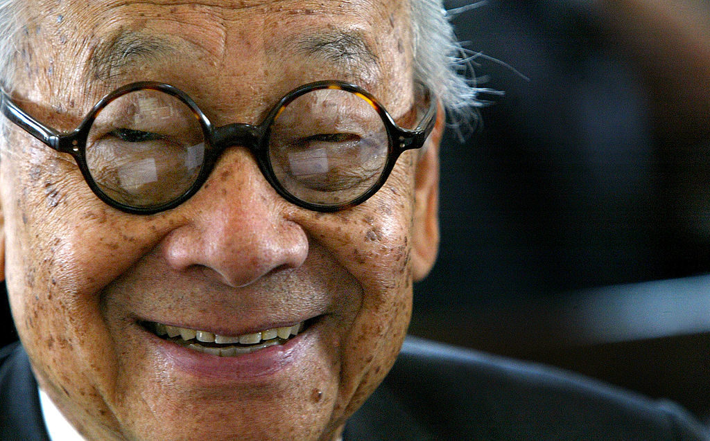 Architect I.M. Pei Smiles for a photo after being honored with an Ellis Island Family Heritage Awards at the Ellis Island Museum on April 21, 2004 in New York City. Photo by Paul Hawthorne/Getty Images.