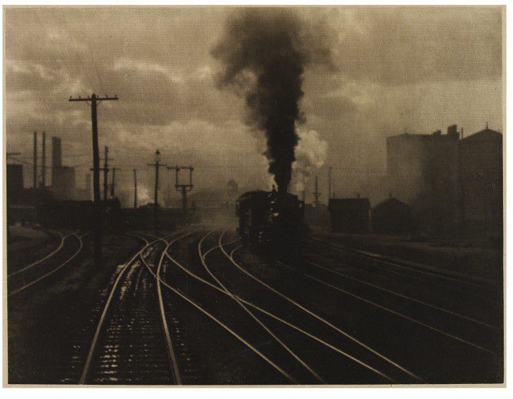 Alfred Stieglitz <i>The Hand of Man</i> (1902) <br>Photo: © Victoria and Albert Museum, London; Gift of the Georgia O'Keeffe Foundation