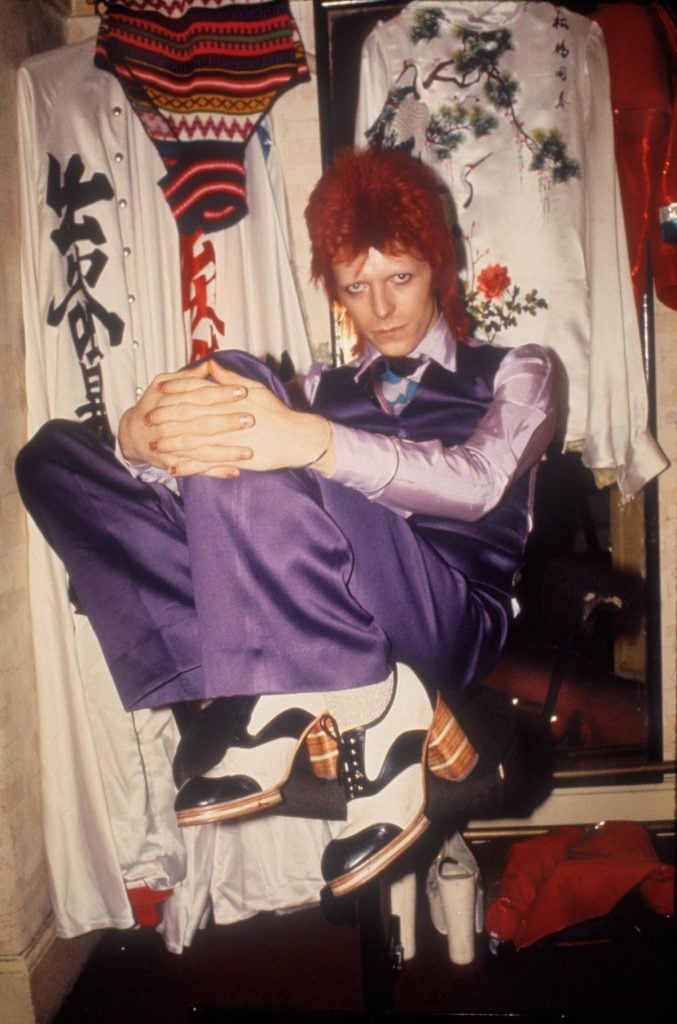 Mick Rock, Bowie, Backstage Purple Trousers (1973). Photo ©Mick Rock 2016, courtesy of TASCHEN Gallery, Los Angeles.