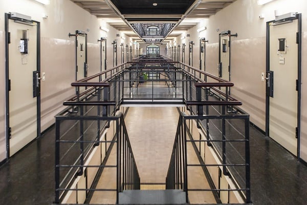 The inside of the Wolvenplein Prison in 2015. Image: via Hacking Habitat