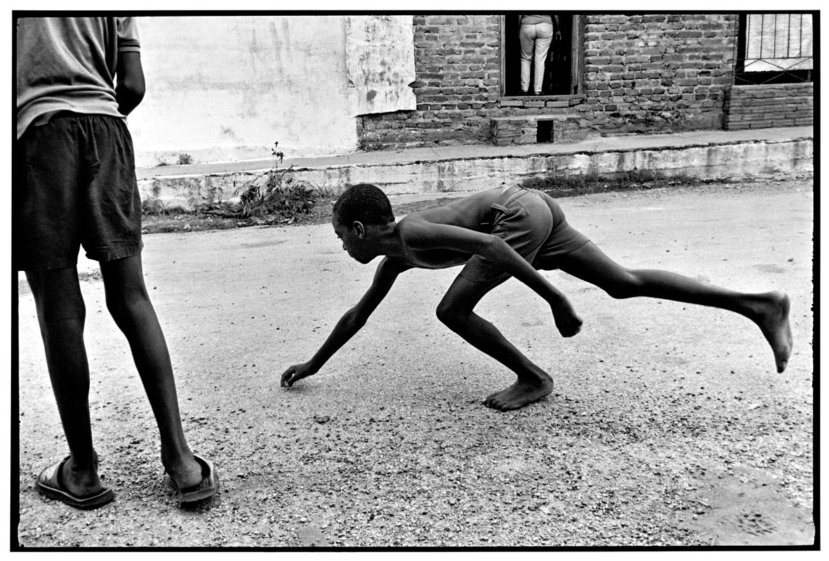 Anna Mia Davidson, <em>Trinidad</em> (1999), from <em>Cuba: Black and White</em>.<br /> Photo: Courtesy of <em>Cuba: Black and White</em> by Anna Mia Davidson, published by <a href="//www.steidl.de/”">Steidl</a>.
