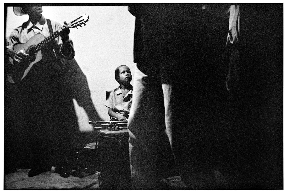 Anna Mia Davidson, <em>Amarillo</em> (2000), from <em>Cuba: Black and White</em>.<br /> Photo: Courtesy of <em>Cuba: Black and White</em> by Anna Mia Davidson, published by <a href="//www.steidl.de/”">Steidl</a>.