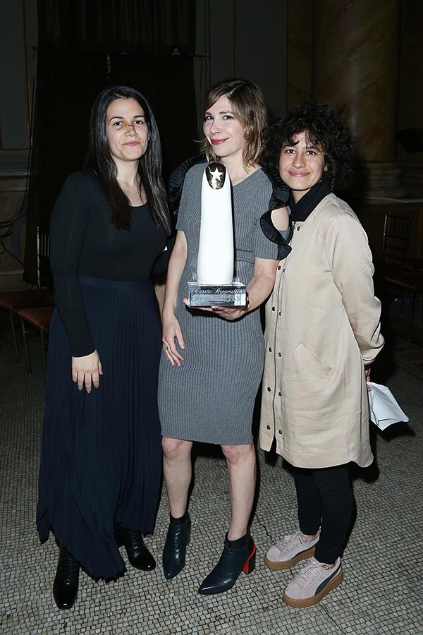 Ilana Glazer, Carrie Brownstein, and Abbi Jacobson at the 2016 Moth Ball. Courtesy photographer Jimi Celeste, © Patrick McMullan.