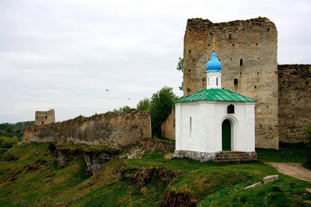Isbork Fortress in Pskov.<br>Photo: Mike Ovchinnikov via Flickr.