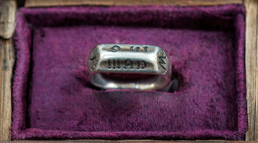 Joan of Arc's ring. Photo: courtesy TimeLine Auction.