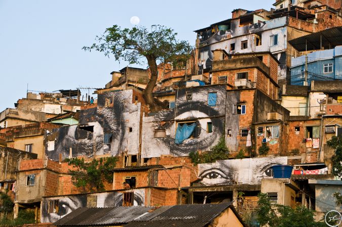 The artist's previous work in a Rio de Janeiro favela also used perspective as a core theme. Photo: jr-art.net