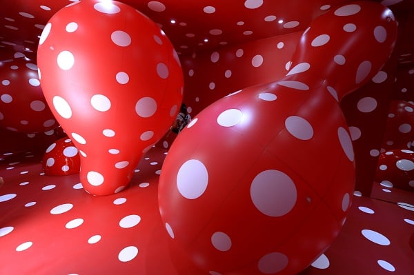 Yayoi Kusama,<i> "Dots Obsessions"</i> (2013). <br>Photo: HOANG DINH NAM/AFP/Getty Images