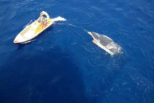 Multi Purpose Supply Vessel Edda Fjord, while enroute to Norway, discovered a capsized small craft approximately 100 miles off the coast of Bermuda. The boat belonged to Austin Stephanos. Image: Courtesyy of Florida Fish and Wildlife Conservation Commission