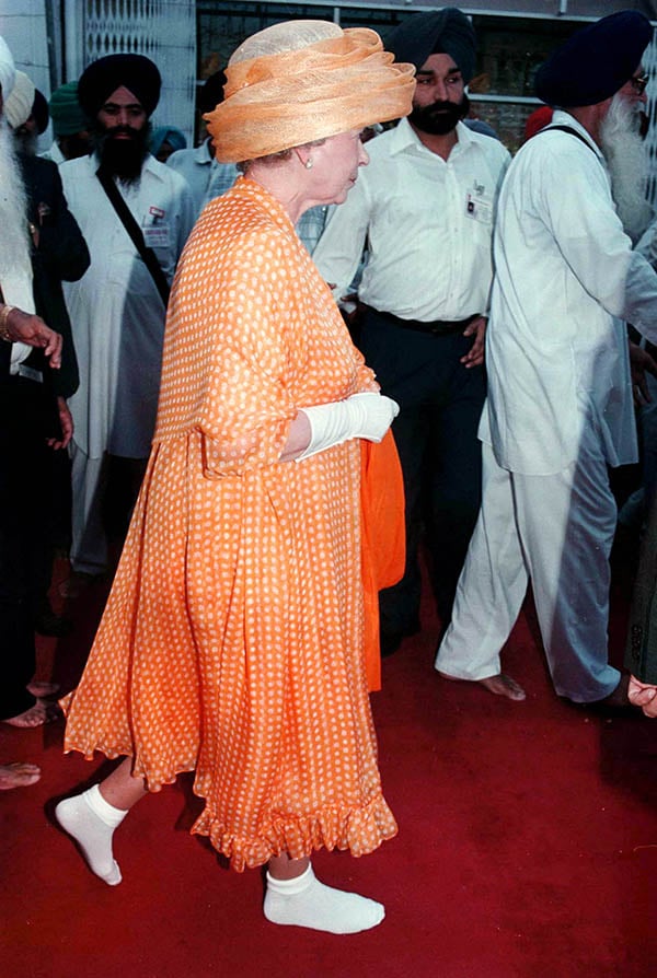 Queen Elizabeth II visits golden temple amritsar in India. <br>Photo: Mark Stewart.