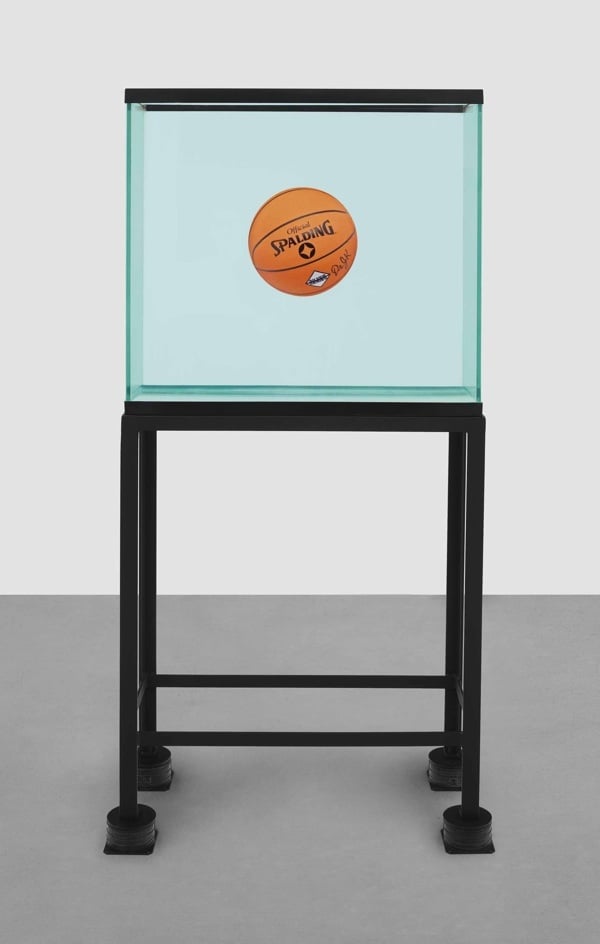 Jeff Koons, One Ball Total Equilibrium Tank (Spalding Dr.J Silver Series (1985)Image: Courtesy of Christie's Images Ltd. 