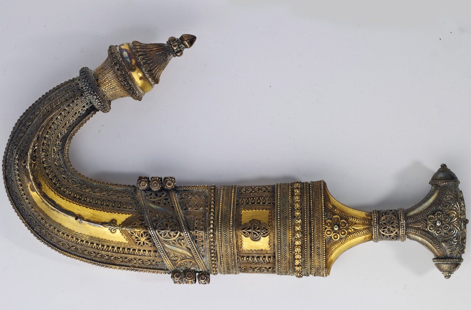 Lawrence of Arabia's dagger. Courtesy the Department of Culture, Media, and Sports.