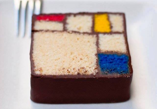 Mondrian Cake. Photo: Art & Interior Design via Facebook.