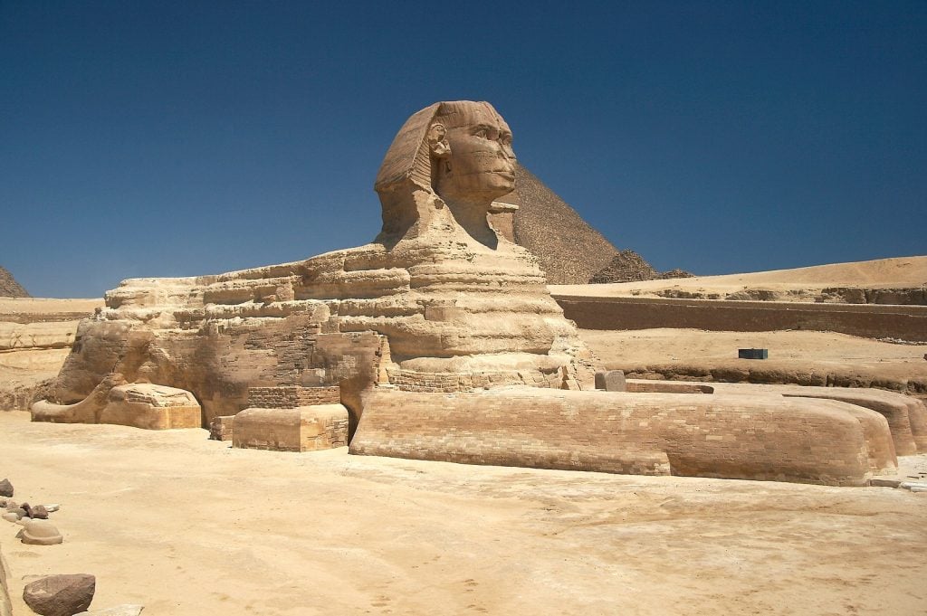 Great Sphinx of Giza, Egypt. Photo by Usuario:Barcex, <a href=https://creativecommons.org/licenses/by-sa/3.0/deed.en target="_blank" rel="noopener">Creative Commons Attribution-Share Alike 3.0 Unported</a> license.