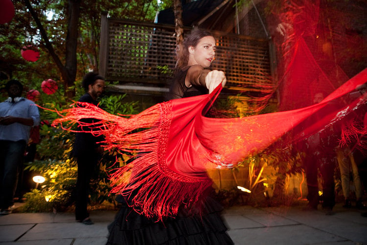 Irene Sivianes performs at La Noche from Spain. Courtesy of Nuria Rius/Spain Fresh.