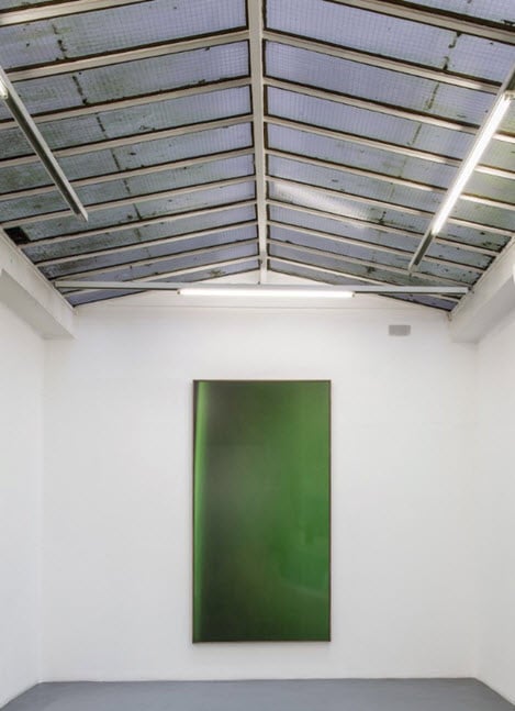 Jan Dibbets, Green Vertical (2013). Courtesy of The Stedelijk Museum Amsterdam.