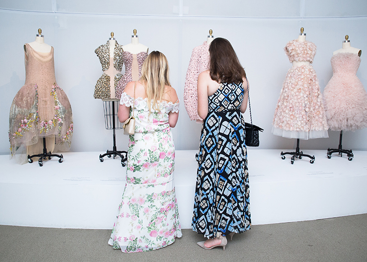 Guests viewing the “Manus x Machina: Fashion in an Age of Technology” exhibition at the Met: Young Members Party 2016. Courtesy of Sam Deitch/BFA.