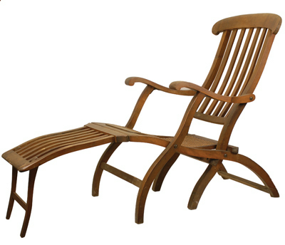 The deck chair from the Titanic. Courtesy of the Museum of the City of New York.