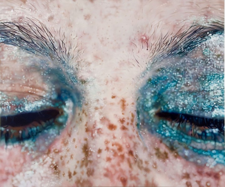 Marilyn Minter, Blue Poles (2007). Courtesy of the Brooklyn Museum.