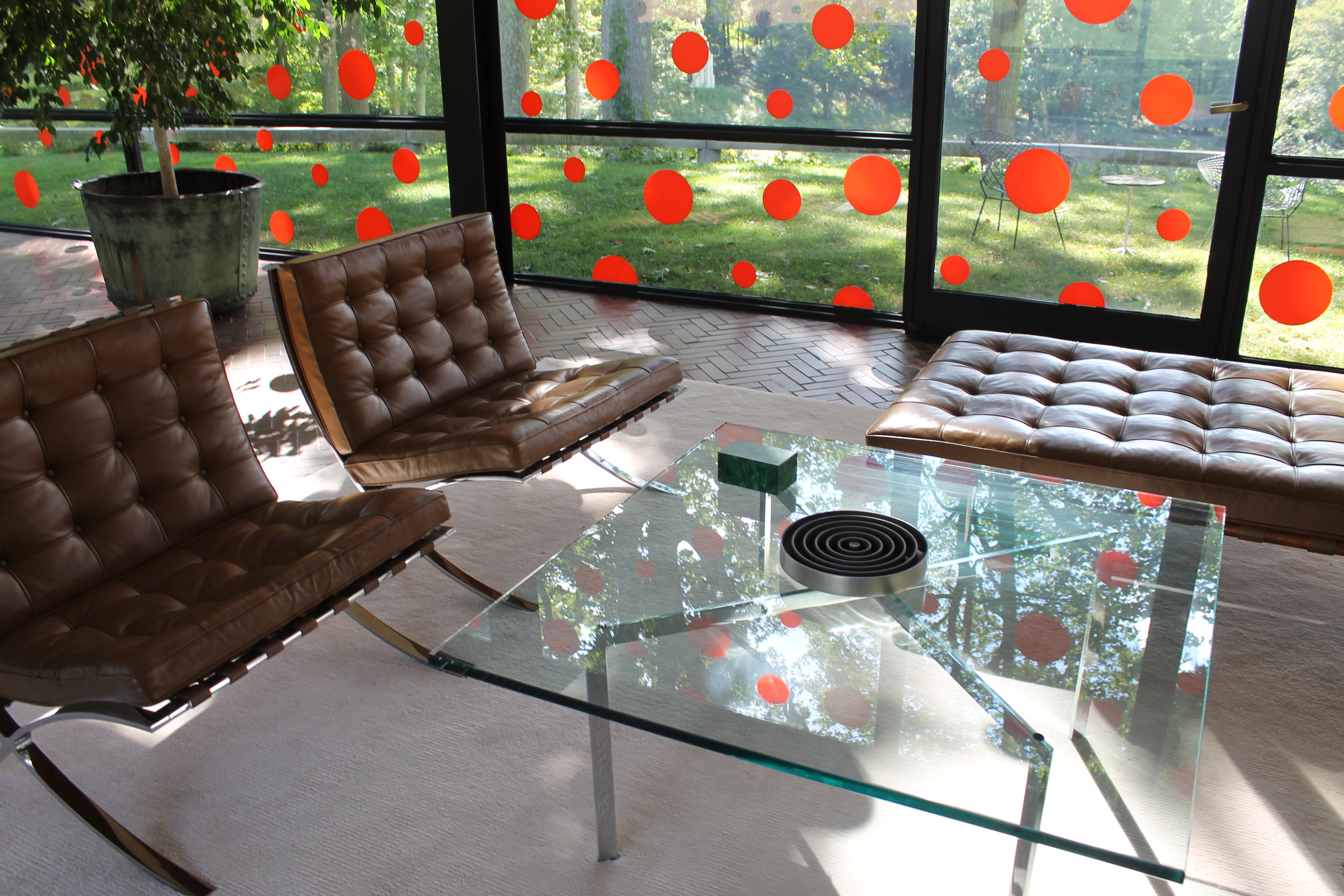 Yayoi Kusama Gives Philip Johnson's Glass House a Polka Dot Makeover