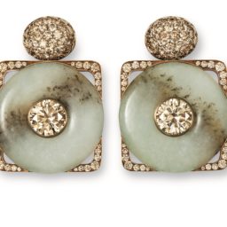 Earrings made of diamonds, jade, bronze and white gold. Courtesy Hemmerle.