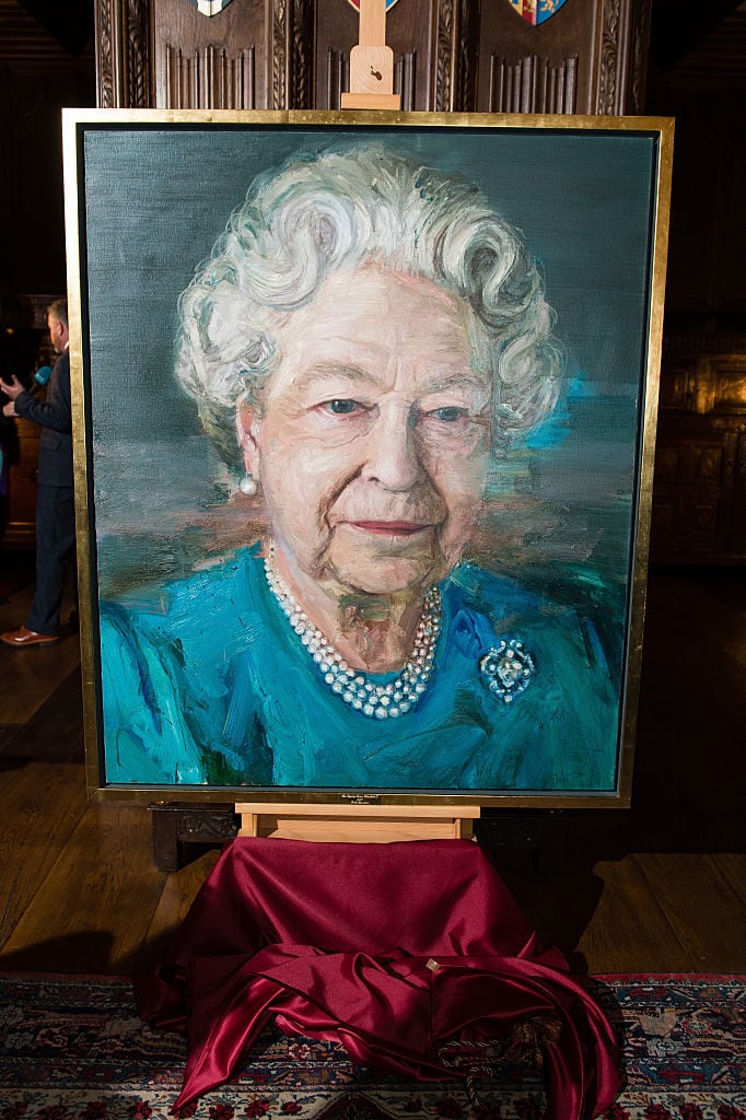 Colin Davidson's portrait of Queen Elizabeth II. Photo by Jeff Spicer - WPA Pool/Getty Images