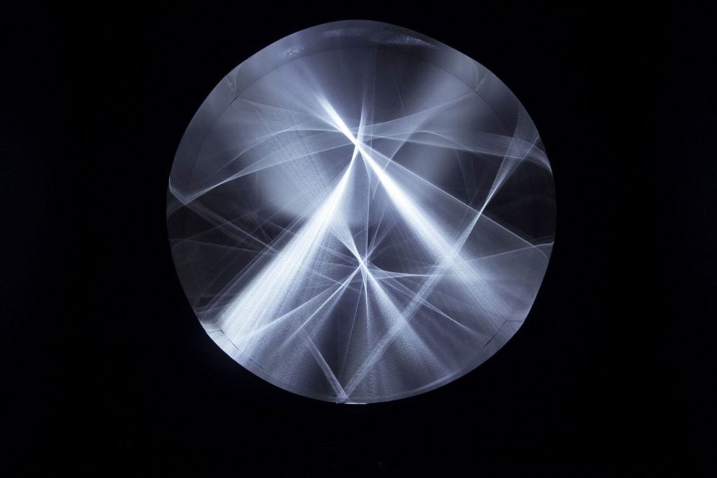 Julio Le Parc, Continuous light cylinder of the Enlightenment Series, 1962 / 2012. Courtesy Galeria Nara Roesler.