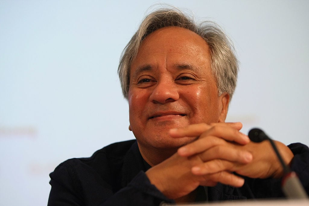 Anish Kapoor speaks prior to the opening of the 