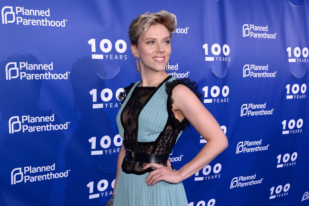 Scarlett Johansson at the Planned Parenthood 100th Anniversary Gala at Pier 36 on May 2, 2017 in New York City. Courtesy of Andrew Toth/Getty Images.