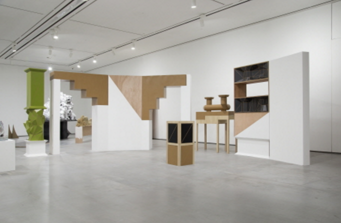 “Things: Sculptural Practice” installation view. Courtesy of DOOSAN Gallery.