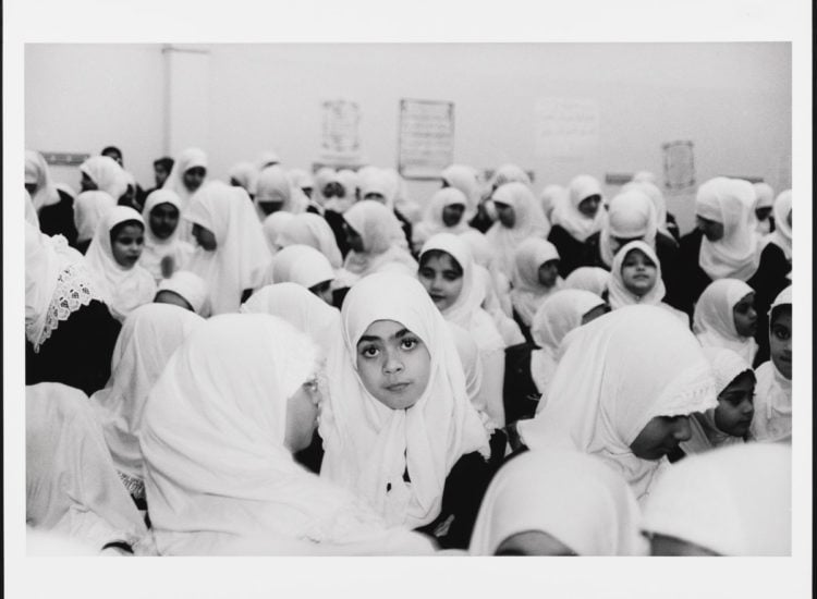 Mel Rosenthal, Girls in hijabs at Al Noor School (circa 2001). Courtesy of the Museum of the City of New York.