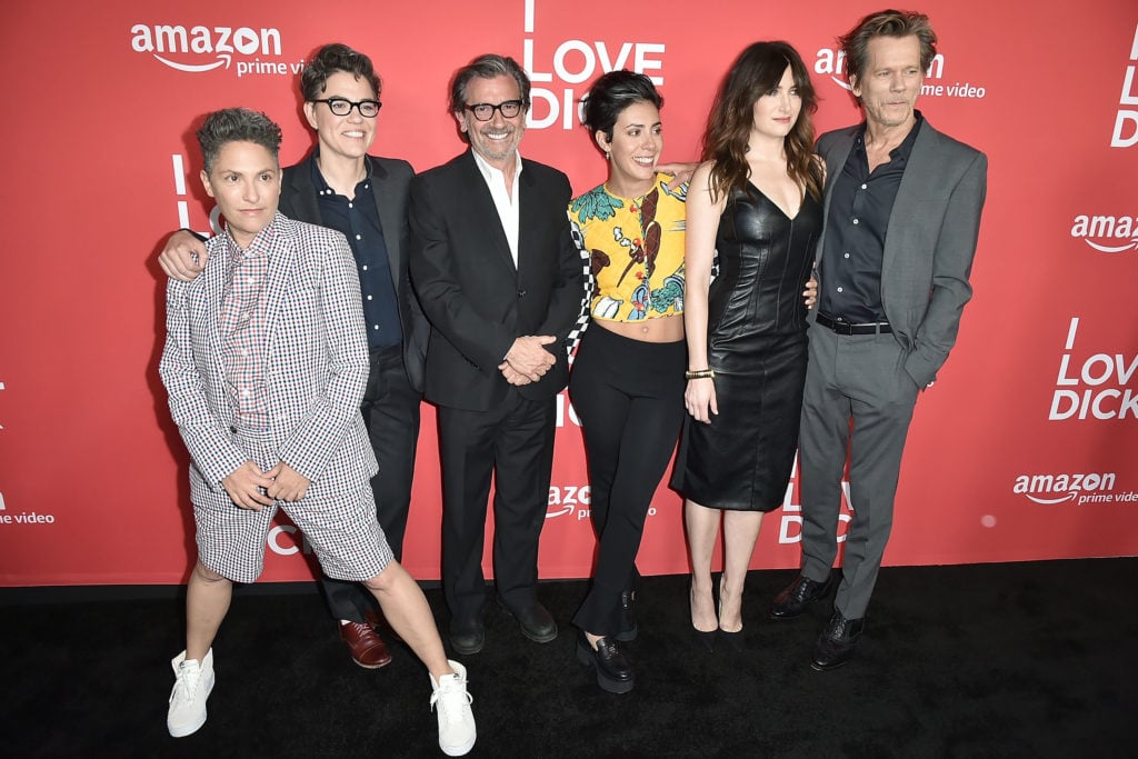 Jill Soloway, Sarah Gubbins, Griffin Dunne, Roberta Colindrez, Kathryn Hahn, and Kevin Bacon at the premiere of Amazon's<em>I Love Dick</em>. Courtesy of David Crotty, © Patrick McMullan.