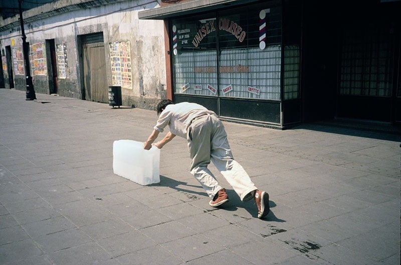Francis Alÿs, 'Sometimes Making Something Leads to Nothing' (Mexico City 1997) Paradox of Praxis 1. Photo Courtesy: Francis Alÿs.