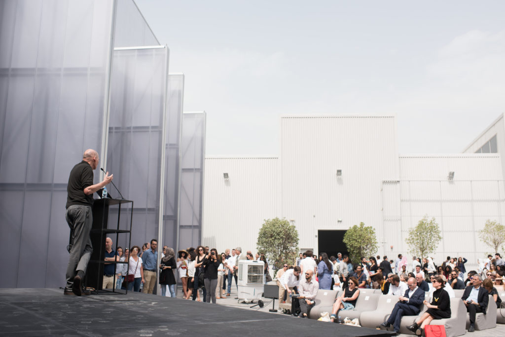 Koolhaas delivers a lecture in front of Concrete. Photo courtesy Alserkal Avenue.