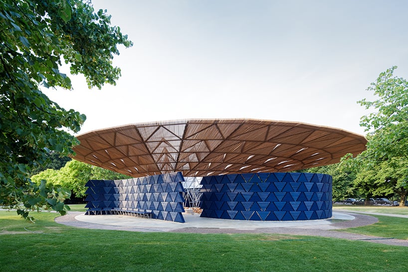 Serpentine Pavilion 2017, designed by Francis Kéré. © Kéré Architecture, Photography © 2017 Iwan Baan