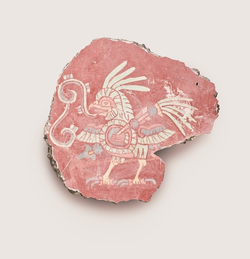 Mural fragment (bird with shield and spear), (500–550). Image courtesy of the Fine Arts Museums of San Francisco.