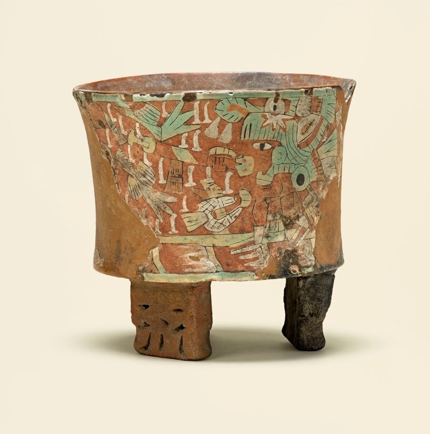 Tripod vessel with blowgunner, (450–550). Photo © Museum Associates / LACMA. Image courtesy of the Fine Arts Museums of San Francisco.