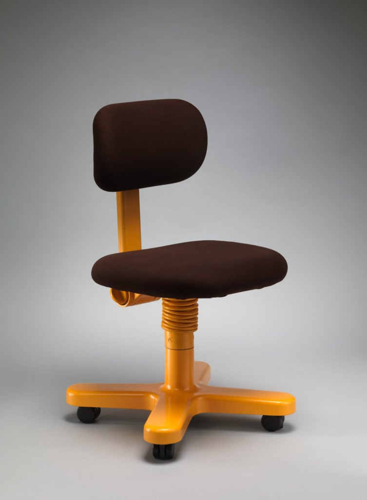 Ettore Sottsass (Italian, 1917-2007) Side Chair "Synthesis 45" Office Furniture System 1972 Aluminum, steel, plastic, synthetic foam, synthetic fabric H. 30, D. 16-3/4, D. 17-1/2 in. The Metropolitan Museum of Art, Anonymous Gift, 1987 © Studio Ettore Sottsass Srl