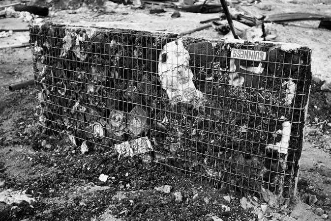Gordon Matta-Clark, <em>Garbage Wall</em> (1970). Courtesy of the artist's estate.