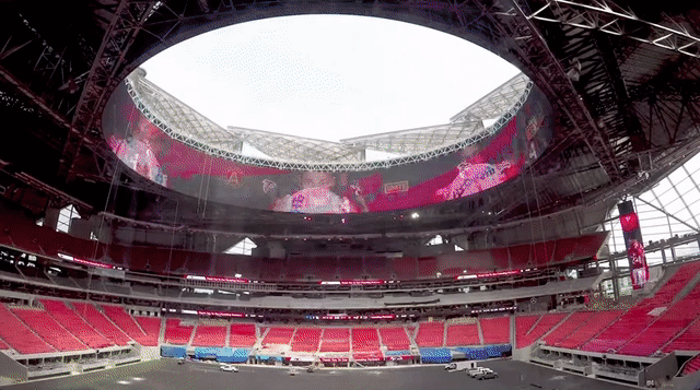 The retractable aperture-style roof of Atlanta’s new Mercedes Benz Stadium. Courtesy of HOK.