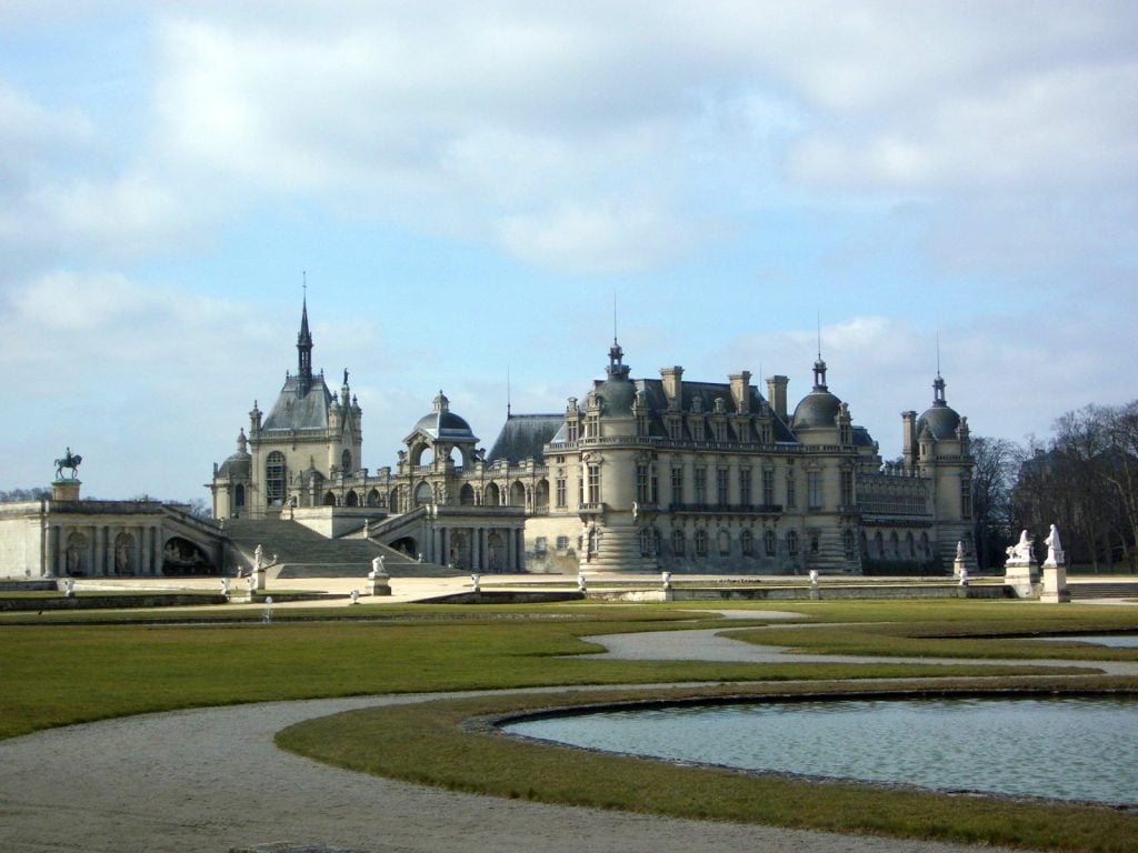 Musée Condé du Domaine de Chantilly. Photo by Craig Patik, public domain. 