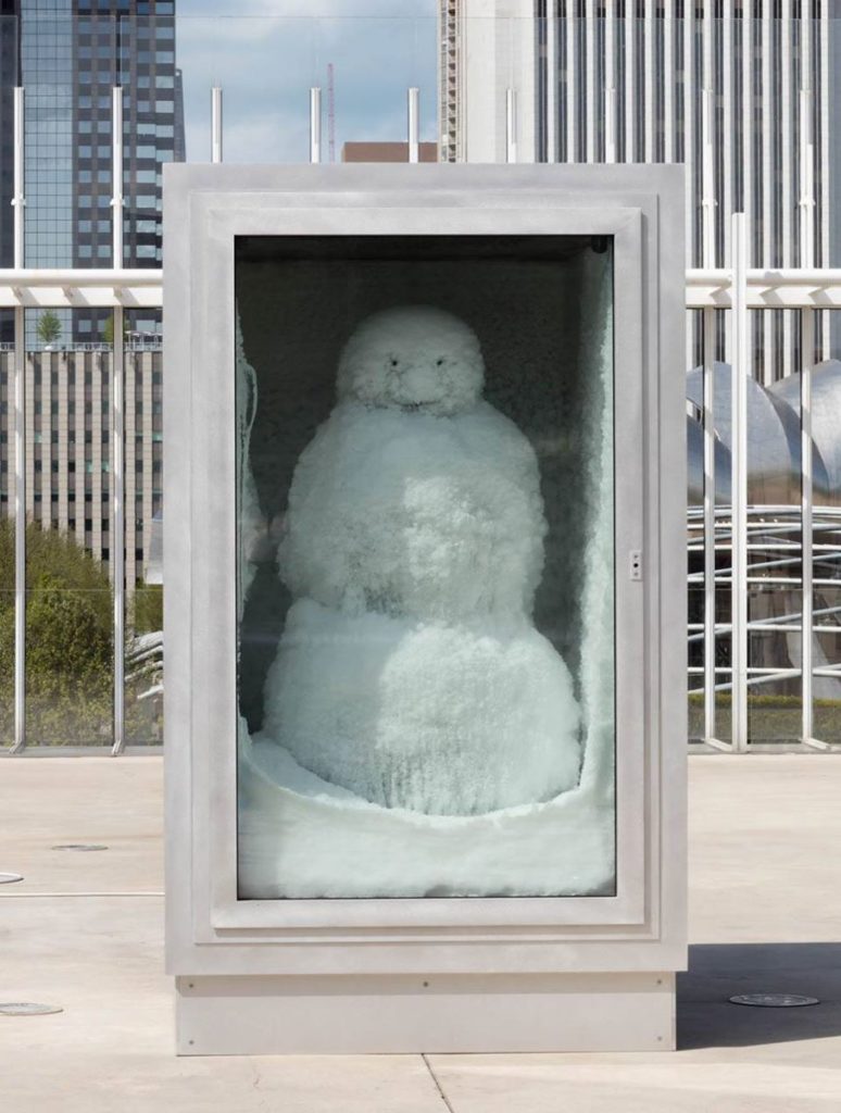 Peter Fischli and David Weiss, Snowman at the Art Institute of Chicago. Courtesy of the Art Institute of Chicago.