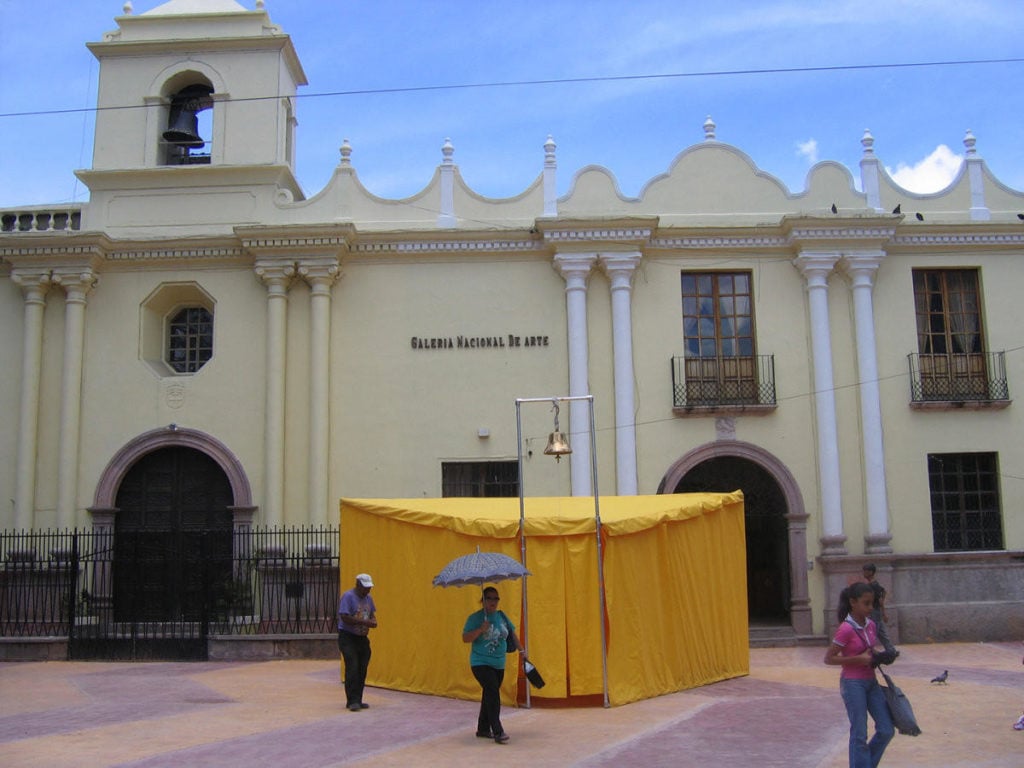 Pablo Helguera, <i>The School of Pan-American Unrest</i> , 2006. Installation view, Schoolhouse in front of the Galeria Nacional de Arte, Honduras. Courtesy of the Artist
