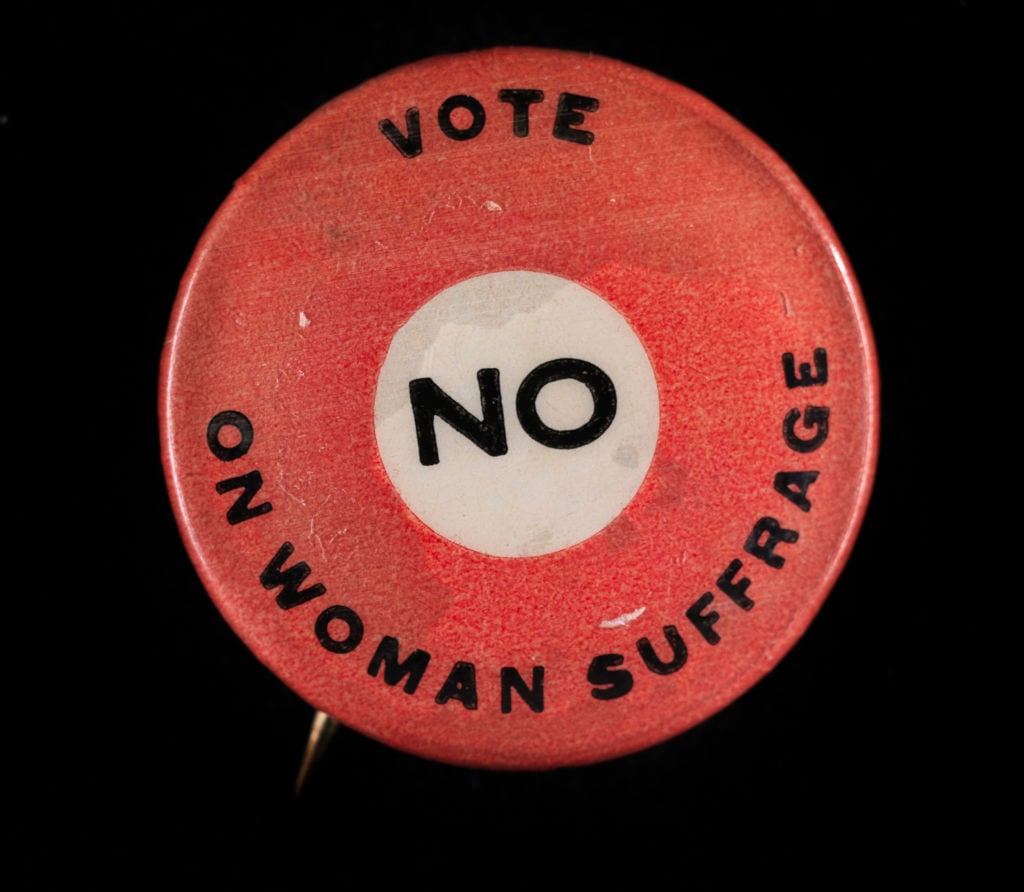 Vote No on Woman Suffrage pin. Courtesy of the Museum of the City of New York.
