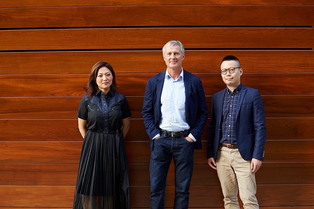 David Zwirner flanked by Jennifer Yum and Leo Xu, heads of his new Hong Kong gallery. Photo courtesy of David Zwirner.