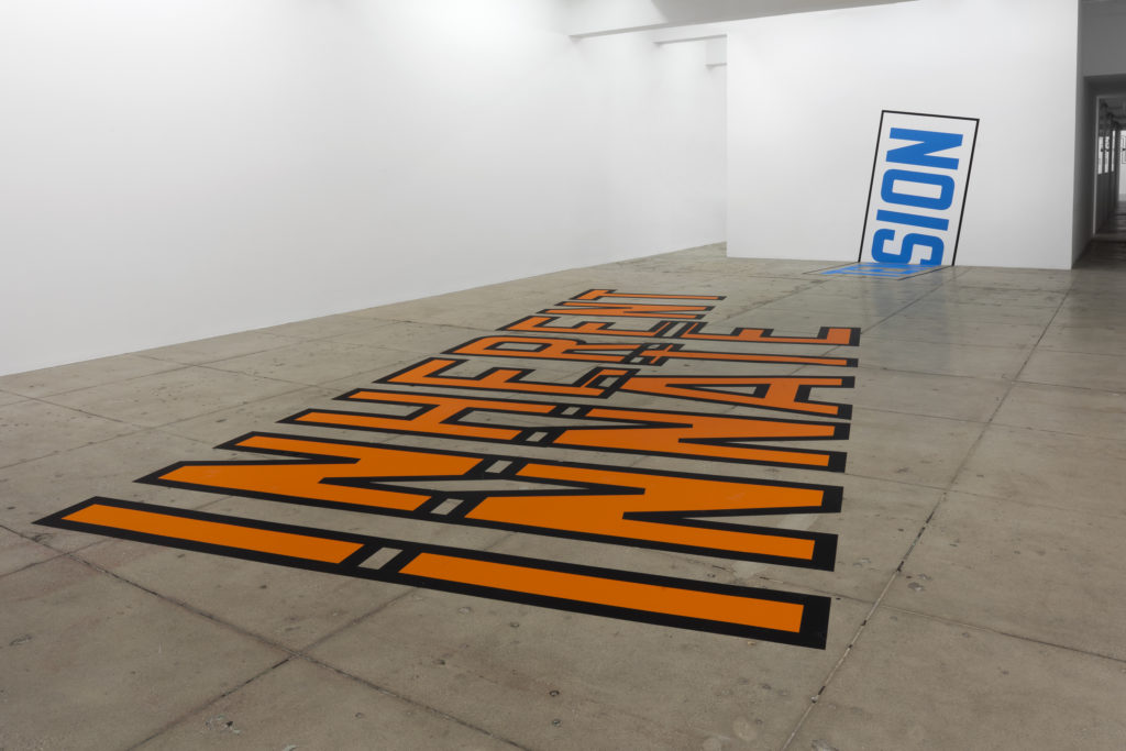 Lawrence Weiner, INHERENT INNATE TENSION (2015). Courtesy of the artist and Marian Goodman Gallery, New York. Photo by Cathy Carver.